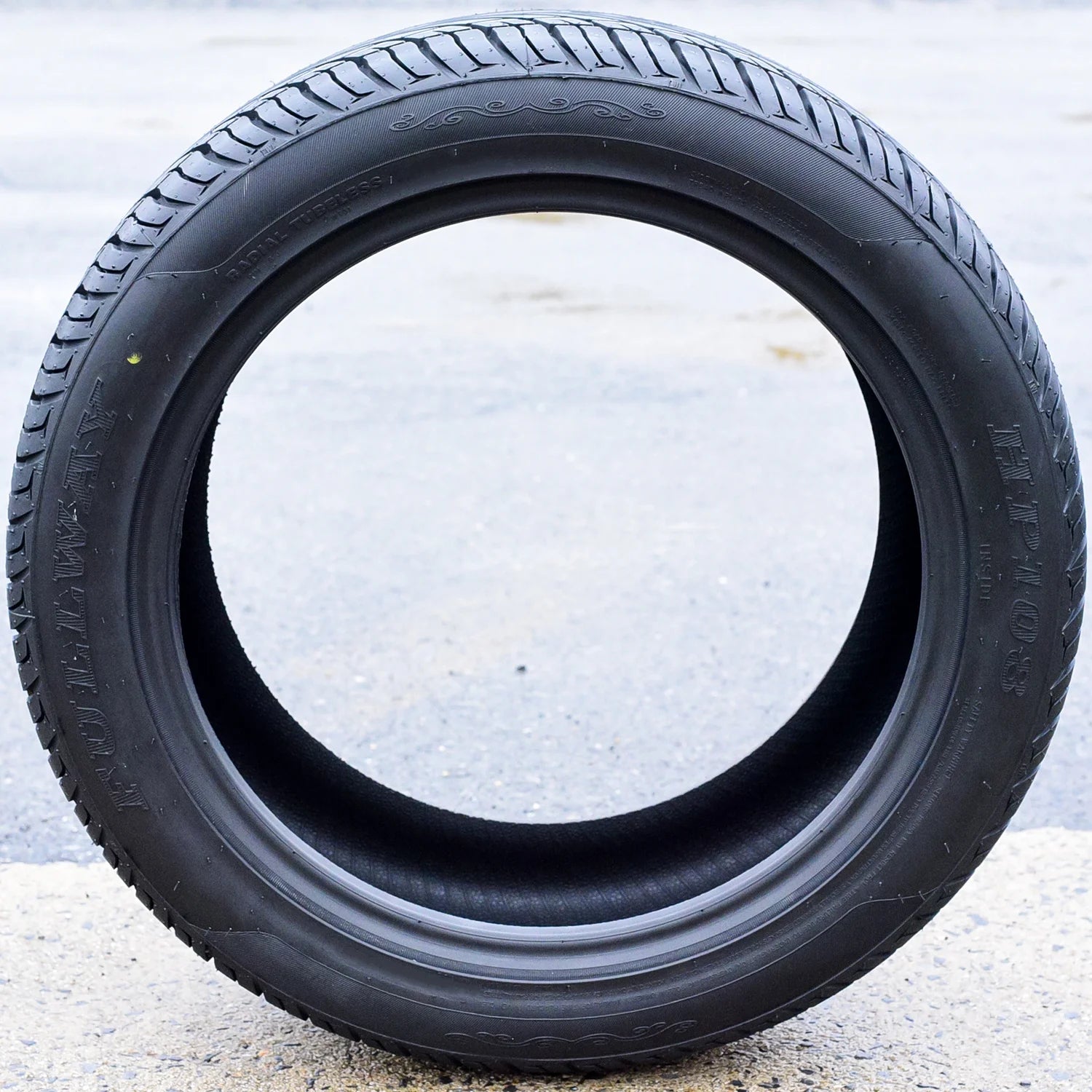 HP108 185/60R14 82H as A/S Performance Tire